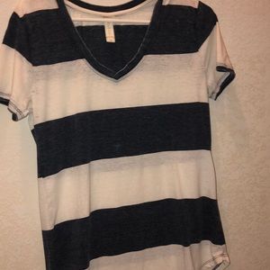 v neck stripped shirt